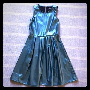 Fabulous Metallic Dress. Like new. KidPik